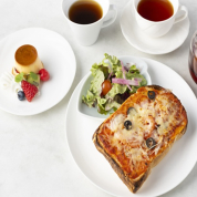 京王新宿サロン（フードメニュー）